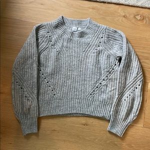 Gap sweater
